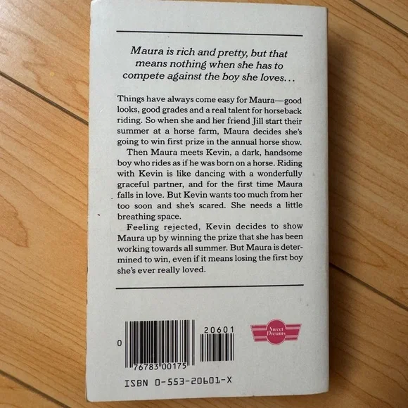 Vintage 80’s Sweet Dreams book series - Picture 3 of 6